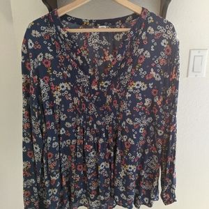 Old Navy flower shirt